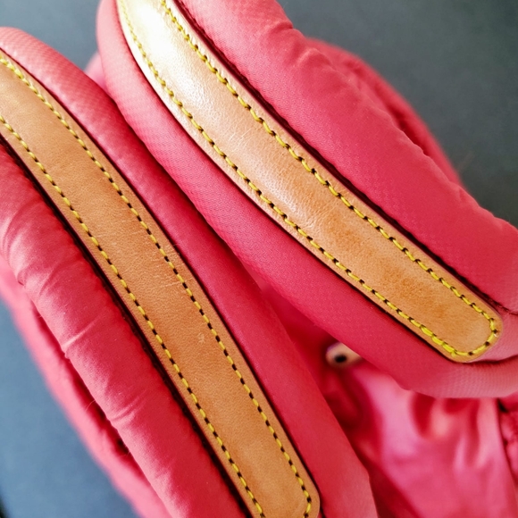 nwot MZ Wallace Punch Red Medium Sutton Deluxe - Picture 10 of 15